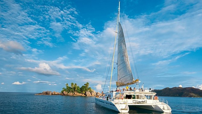 cocktail-creole-cruise-seychelles